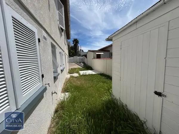 Appartement à louer 4 pièces 70.17m² Royan (17200)