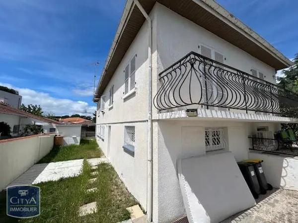 Appartement à louer 4 pièces 70.17m² Royan (17200)