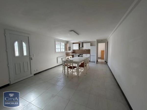 Appartement à louer 4 pièces 70.17m² Royan (17200)