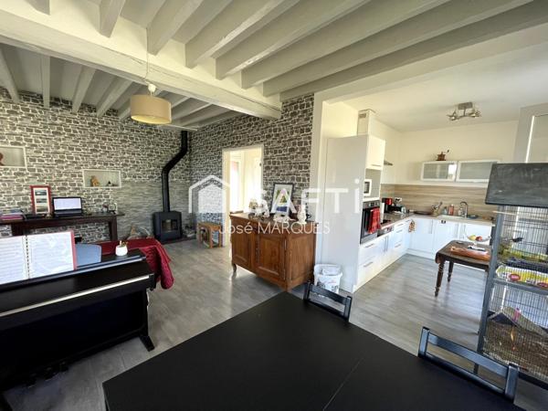 Maison en pierre étage 5P 122m² vie de plain-pied