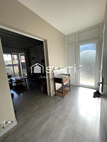 Maison en pierre étage 5P 122m² vie de plain-pied