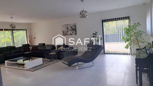 Maison contemporaine 290 m² – Terrain 2300 m²