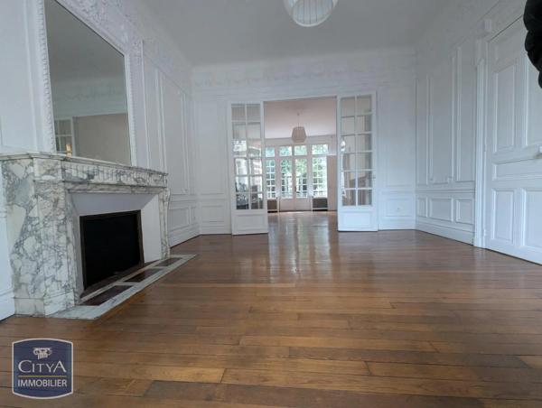 Demeure à vendre 10 pièces 260m²