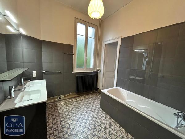 Demeure à vendre 10 pièces 260m²
