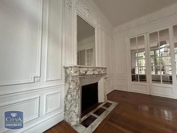 Demeure à vendre 10 pièces 260m²