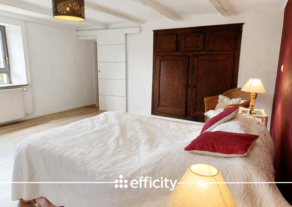 Maison
         9 pièces
        - 185 m² 256 000 € *