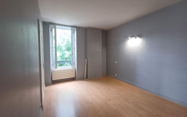 Maison à louer    5 pièces •  Mont-de-Marsan