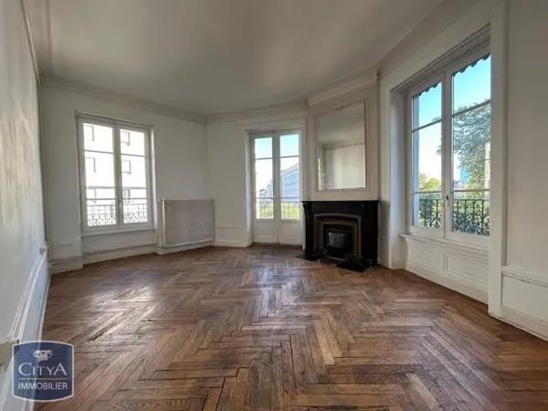 Appartement à louer 4 pièces 99.4m² Lyon 6e Arrondissement (69006)