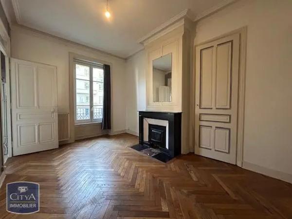 Appartement à louer 4 pièces 99.4m² Lyon 6e Arrondissement (69006)