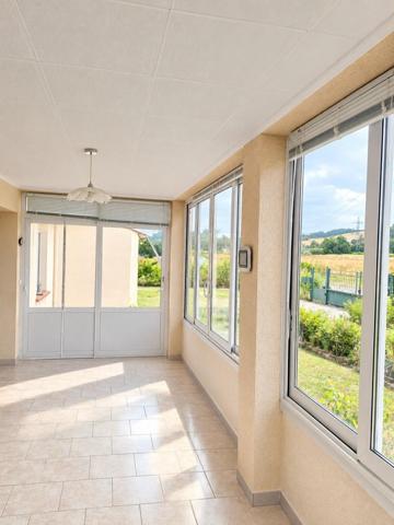 Une opportunité à ne pas manquer: découvrez cette magnifique maison.