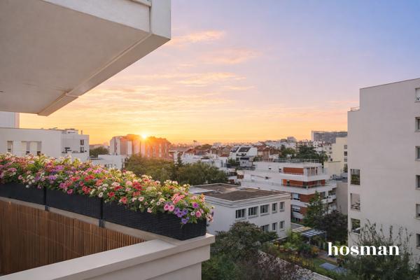 Appartement 4 pièces 89m² traversant - Avenue Marceau, Courbevoie - 5ème étage avec balcon
