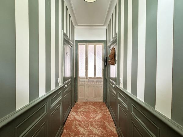 A vendre dans le centre ville de Périgueux, jolie MAISON DE VILLE DE TYPE 4 AVEC JARDIN