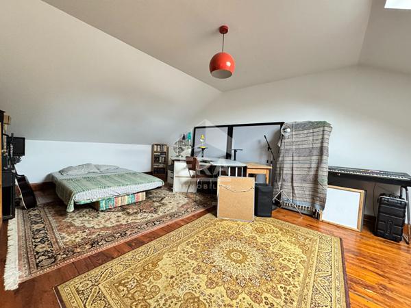 A vendre dans le centre ville de Périgueux, jolie MAISON DE VILLE DE TYPE 4 AVEC JARDIN