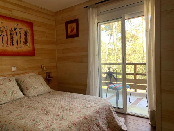 Maison avec piscine + appartement, proche du lac,