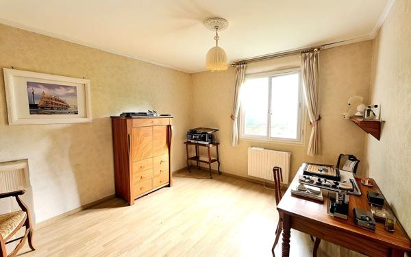 Maison à vendre    7 pièces • 160 m2 Chambourcy