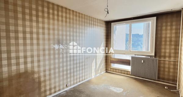 À vendre Studio 26 m² - Firminy 42700