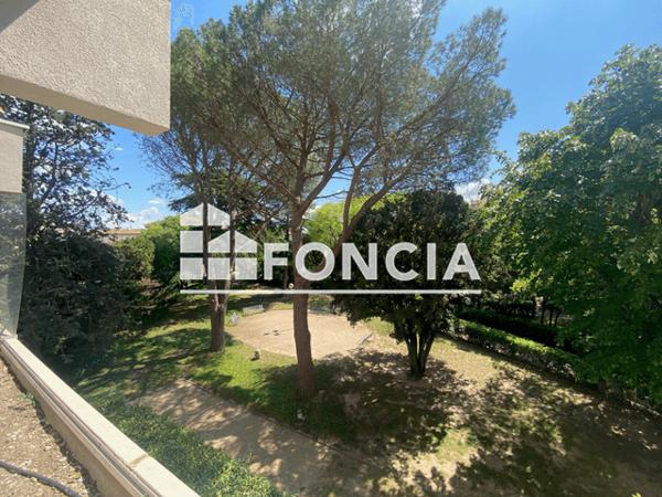 Location Studio 23.1 m² - 21 RUE AUGUSTE BOSC Nimes 30900