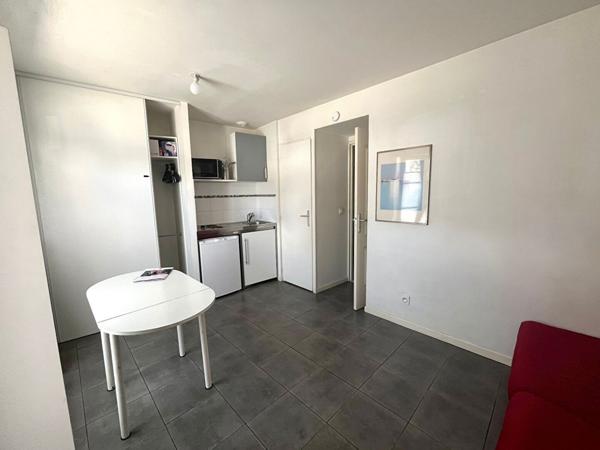 Location Appartement La rochelle 1 pièce 16.31m²-LAM3415