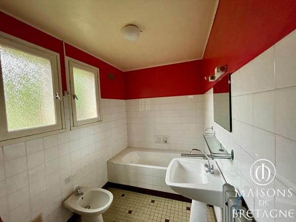 29380 LE TREVOUX Maison des années 20 à rénover