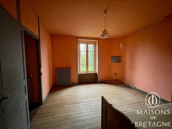 29380 LE TREVOUX Maison des années 20 à rénover