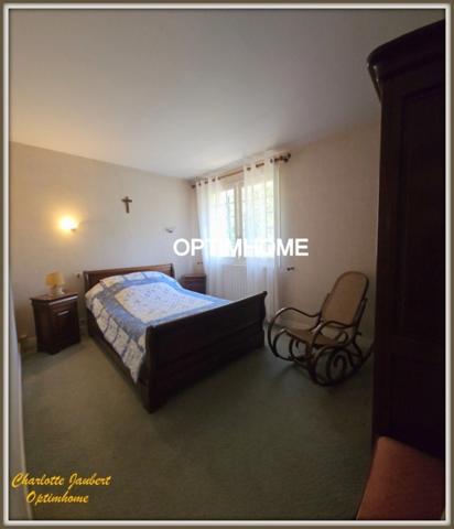 Maison à vendre 4 pièces Proche de CHALAIS (16)