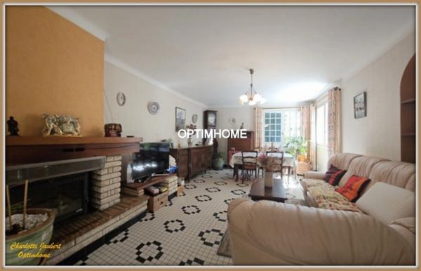 Maison à vendre 4 pièces Proche de CHALAIS (16)