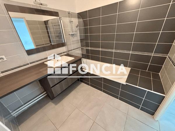 Location Appartement 3 pièces 65.7 m² - 533 RUE JUPITER Juvignac 34990