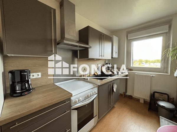 Location Appartement 3 pièces 76.9 m² - 1 PLACE KARINE RUBY Evreux 27000