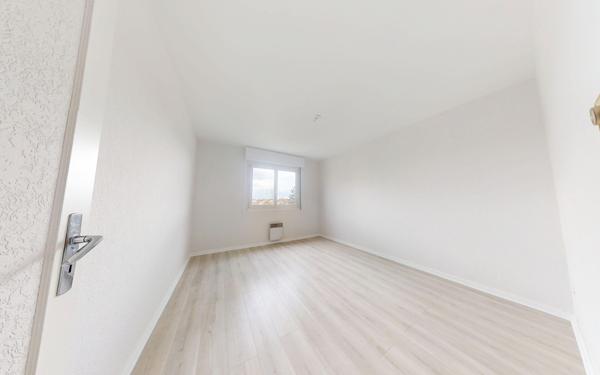 Appartement à vendre    2 pièces • 62 m2 Schiltigheim