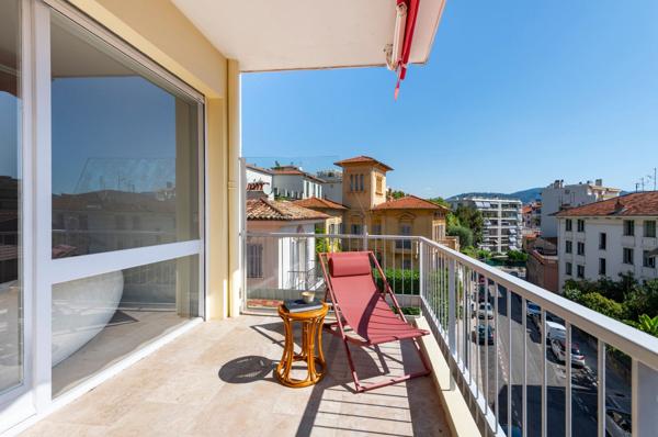 Vente Appartement de luxe Nice 3 Pièces 66 m²