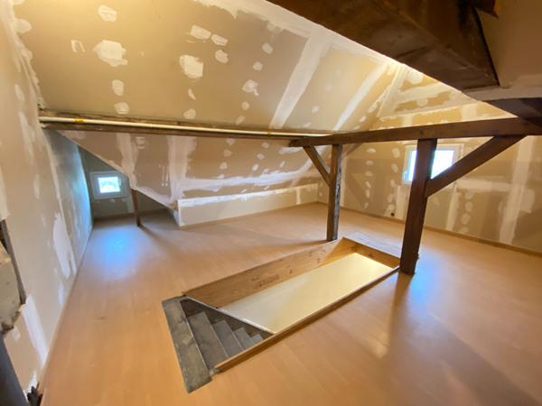 Maison - 5 pièces - 105 m²