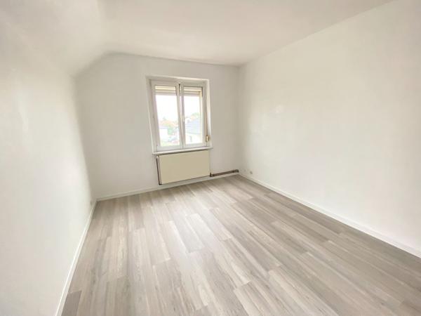 Maison - 5 pièces - 105 m²