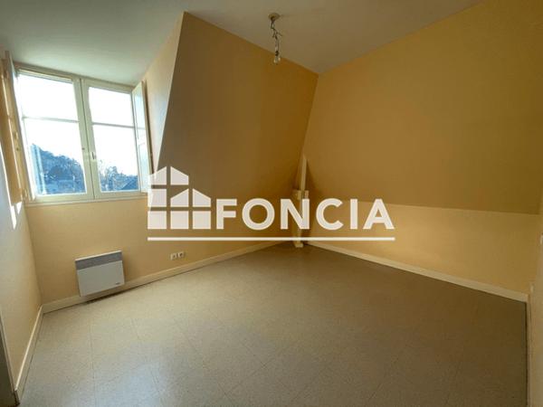 Location Appartement 3 pièces 56.12 m² - 4 RUE CHARLES VIII Langeais 37130