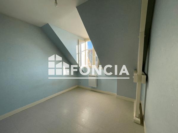 Location Appartement 3 pièces 56.12 m² - 4 RUE CHARLES VIII Langeais 37130
