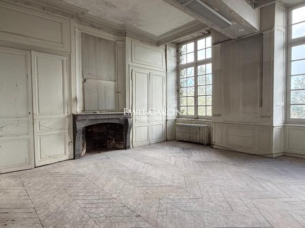 À vendre - hotel particulier à  Mayenne  - Pays de la Loire