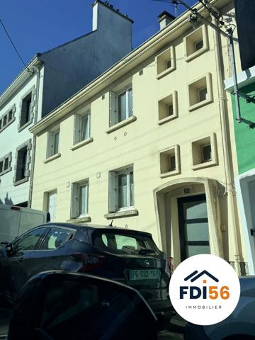 IMMEUBLE COMPLET EN MONOPROPRIÉTÉ - À VENDRE - 3 APPARTEMENTS- POTENTIEL LOCATIF : 32400€/AN , Lorient