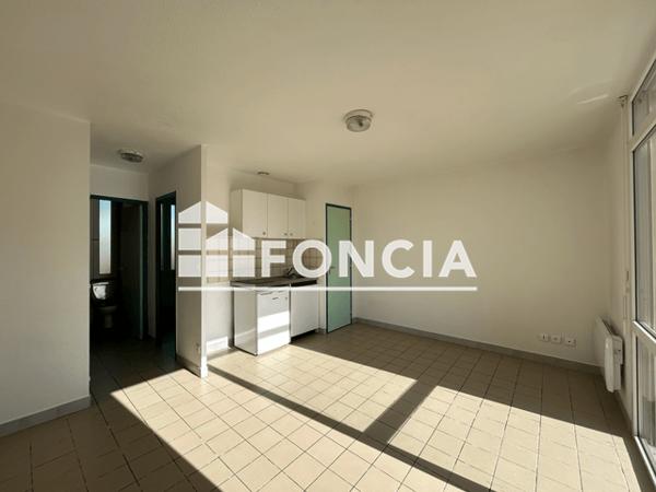 Location Studio 30 m² - 261 IMPASSE JARDELLES Sainte Livrade Sur Lot 47110