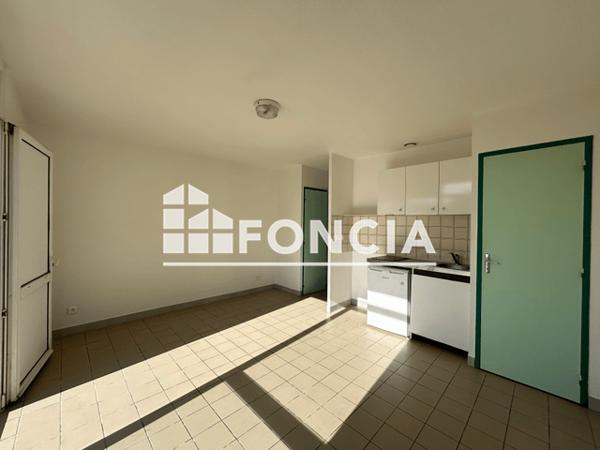 Location Studio 30 m² - 261 IMPASSE JARDELLES Sainte Livrade Sur Lot 47110
