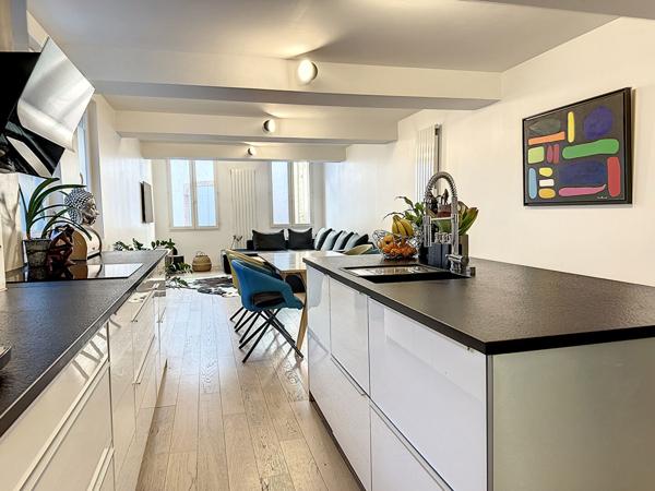 Appartement triplex de ville 3 chambres , bureau, garage a vendre sur Montauban (82)