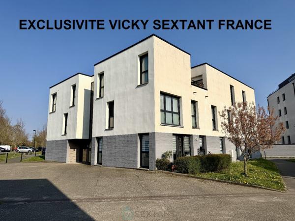 Magnifique appartement avec deux places  de parking privatives.