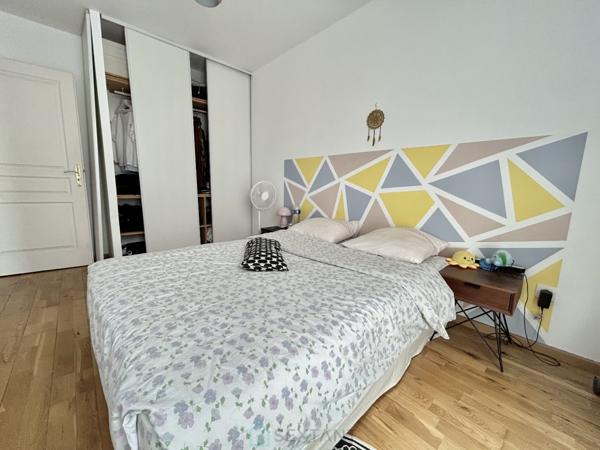 Magnifique appartement avec deux places  de parking privatives.