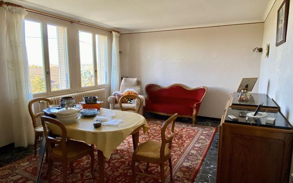 Maison à vendre    6 pièces •  Saint-Vallier