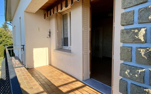 Maison à vendre    6 pièces •  Saint-Vallier