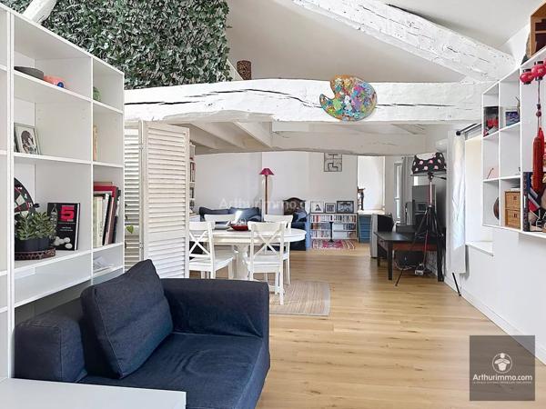 Vente                                                      Appartement
                        
                     4 pièces                      136 m2                     à Roanne