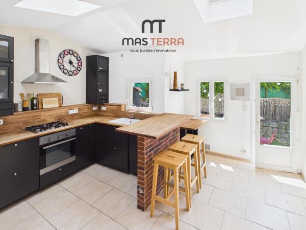 Maison
         2 pièces
        - 34 m² Exclusivité 169 000 € *
