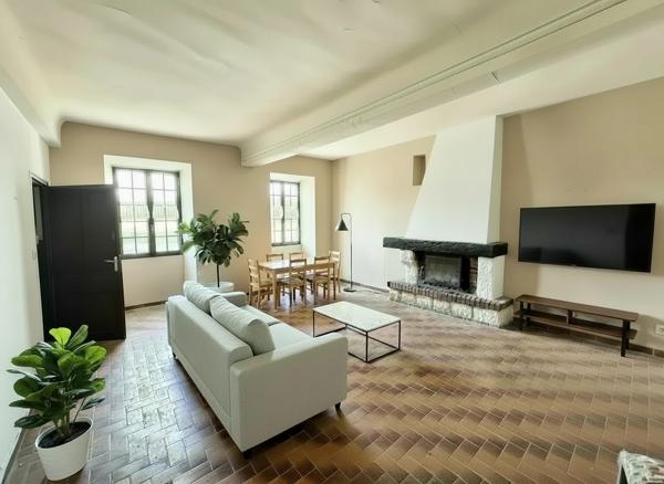 À 15 min de Sisteron – Maison de caractère avec fort potentiel