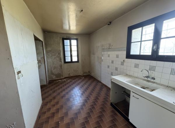 À 15 min de Sisteron – Maison de caractère avec fort potentiel