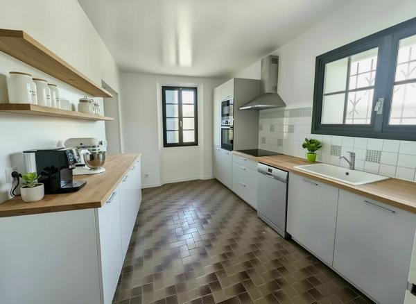 À 15 min de Sisteron – Maison de caractère avec fort potentiel