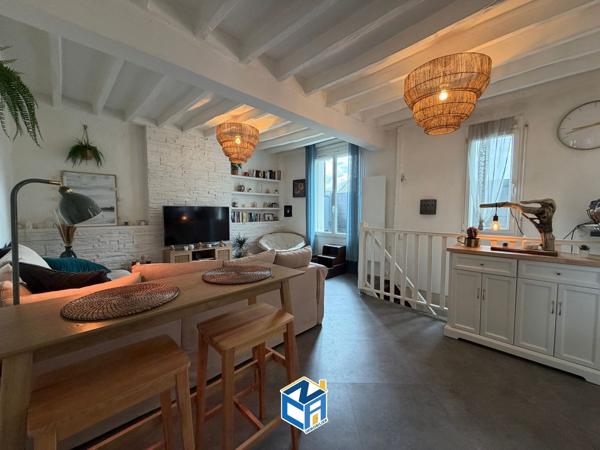 APPARTEMENT T4 AVEC ESPACE TERRASSE - PARKING COLLECTIF - JARDIN COMMUN