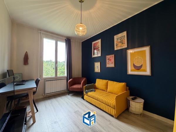 APPARTEMENT T4 AVEC ESPACE TERRASSE - PARKING COLLECTIF - JARDIN COMMUN